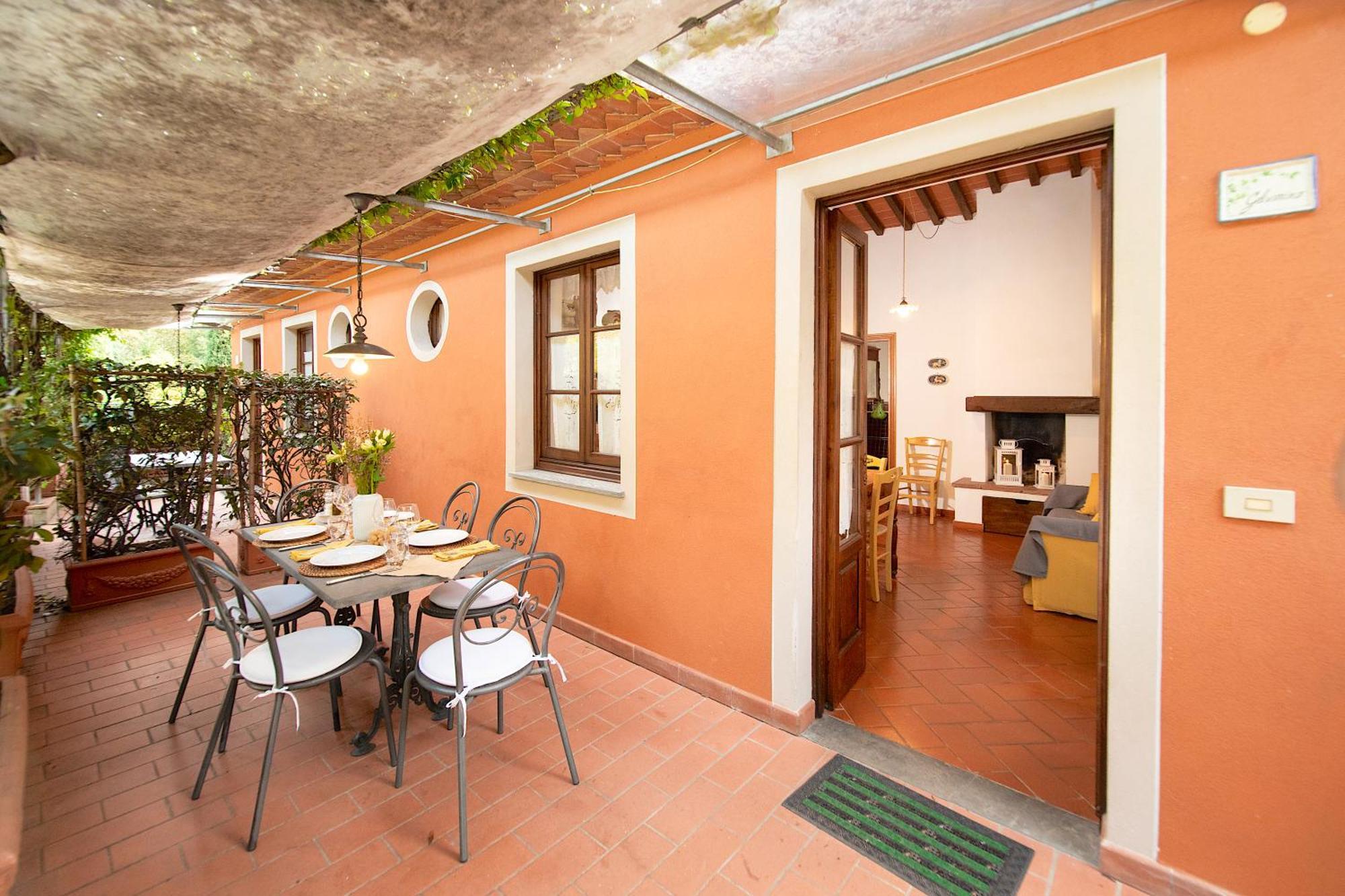 Casetta Di Butia, Gelsomino Apartment Борго-а-Моццано Экстерьер фото