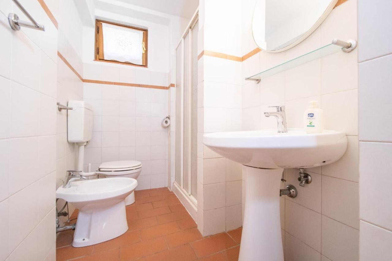Casetta Di Butia, Gelsomino Apartment Борго-а-Моццано Экстерьер фото